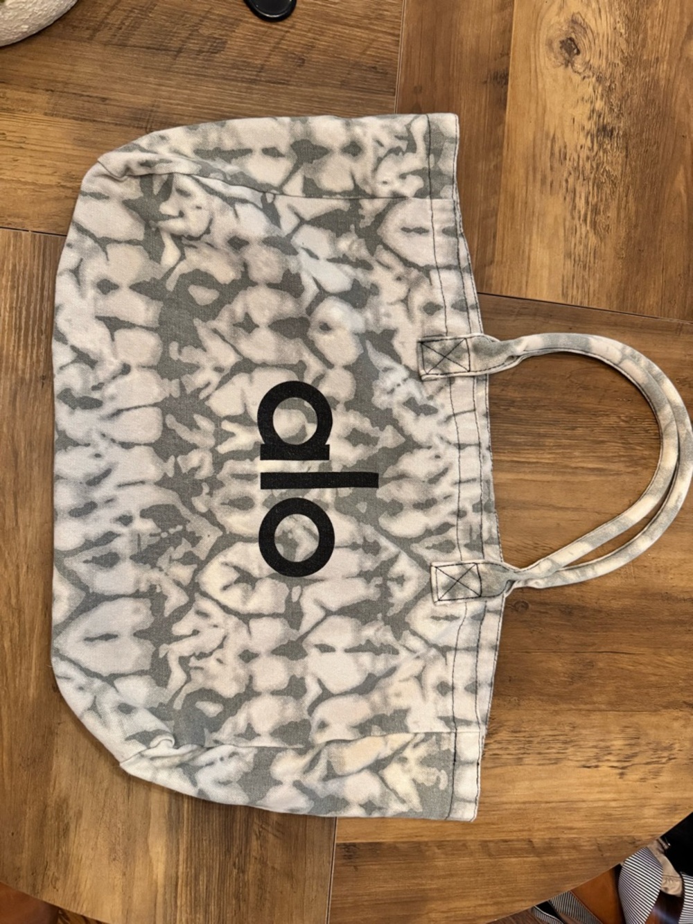 ALO Yoga Gray and White Tie-Dye Canvas Tote